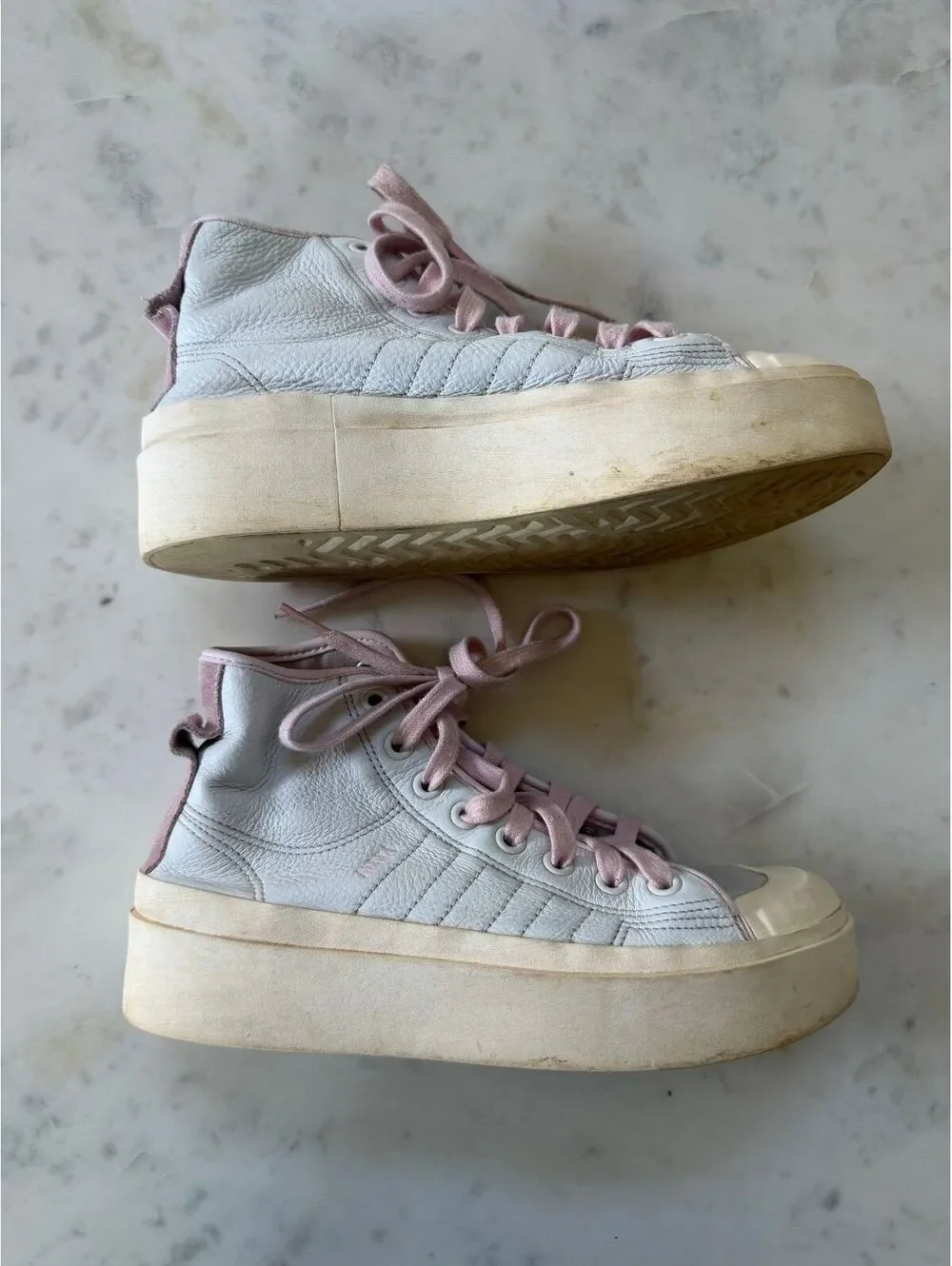 adidas Nizza Bonega Mid sneakers Cloud White / Almost Pink colorway - Size 7